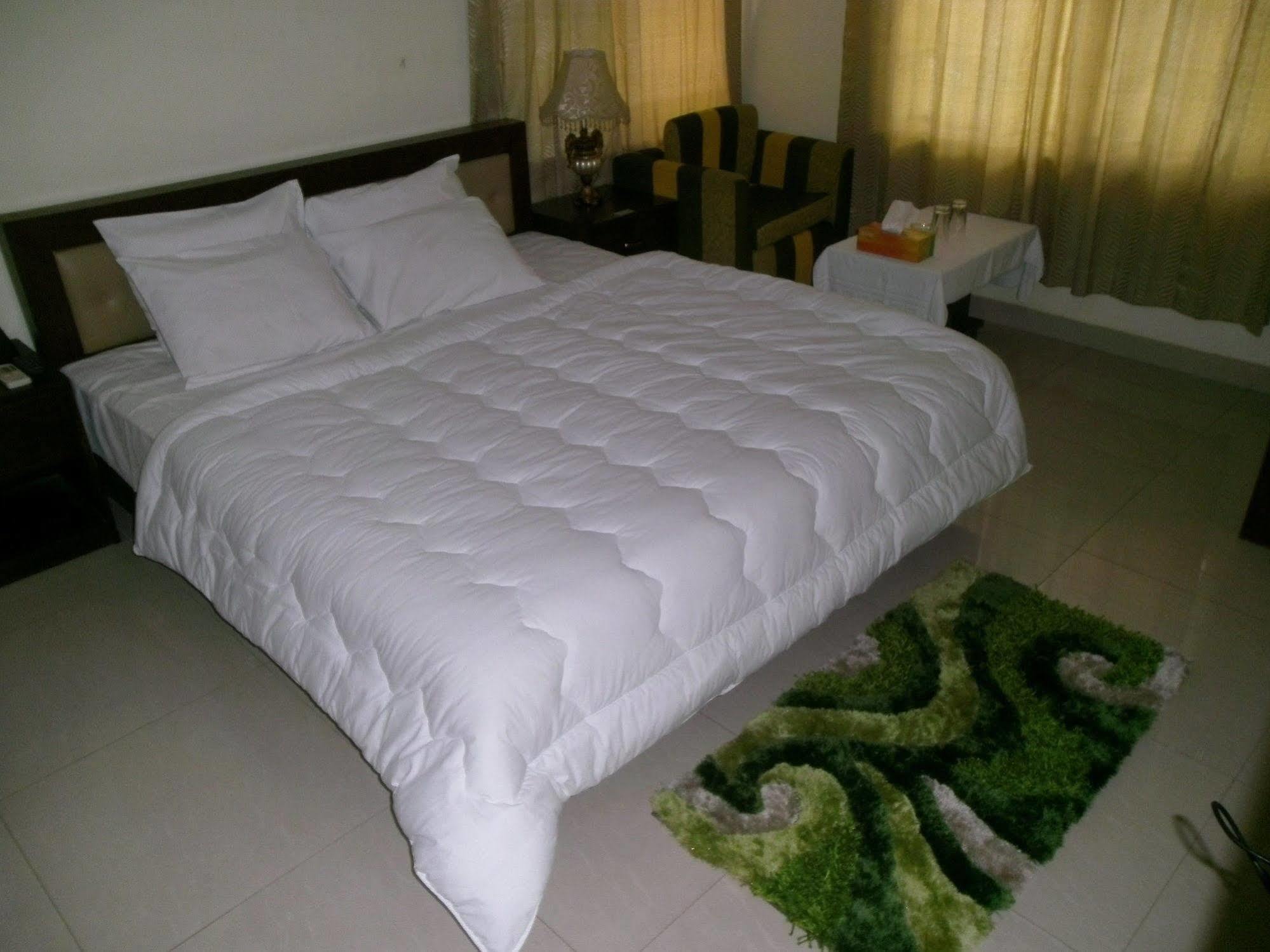 Hotel Air Inn Dhaka - Airport View Экстерьер фото